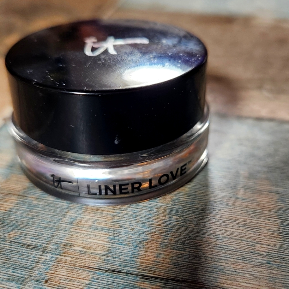Black  IT Gel Eyeliner Liner Love